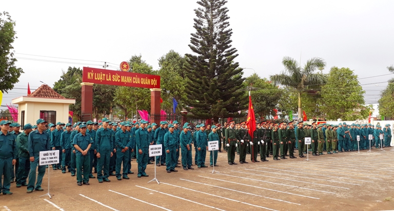 Huyện Krông Năng, ra quân huấn luyện Quân sự năm 2018